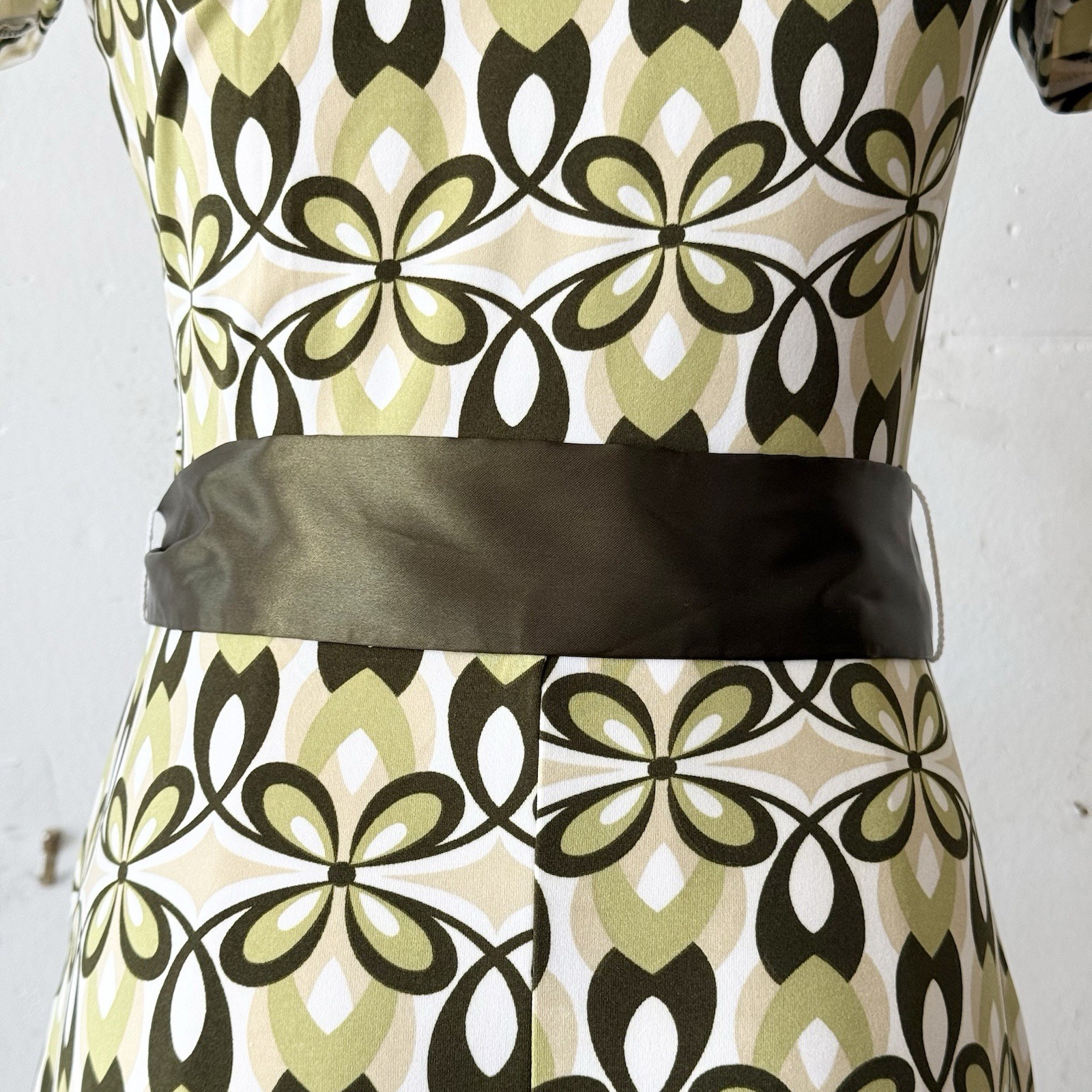 Y2K Does 1970’s Psychedelic Floral Print Shirt Dress • S