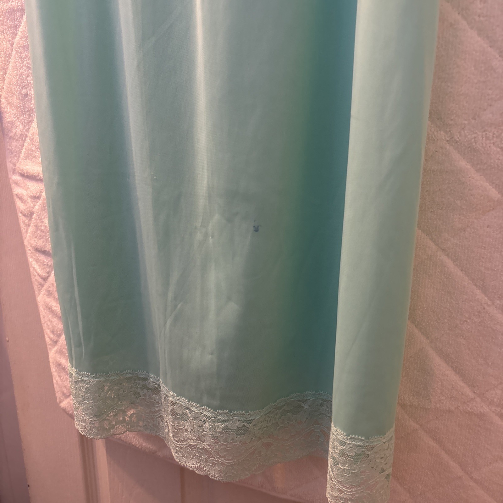 Vintage Vassarette Full Slip Womens Seafoam Lace Trim Nylon Tricot Small 32”