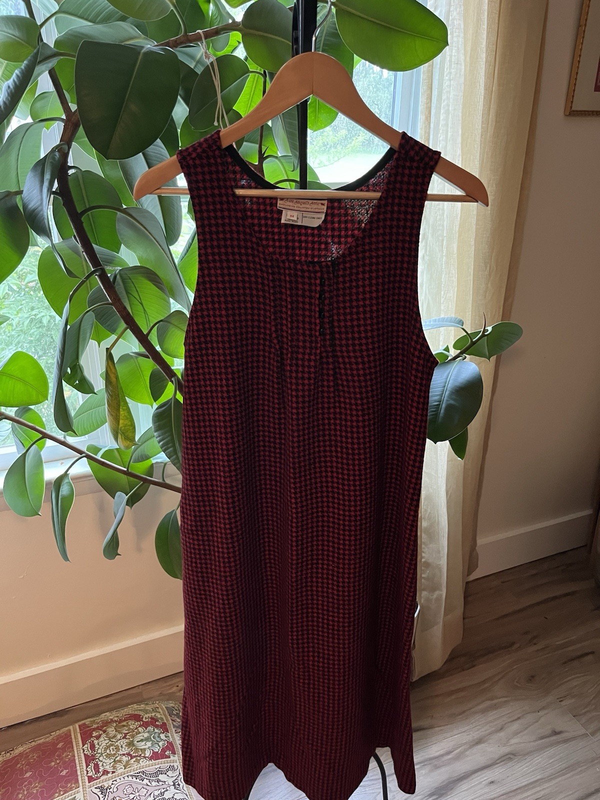 Vintage Aunt Abigail’s Attic 100% Wool Houndstooth Checked Dress, Medium,