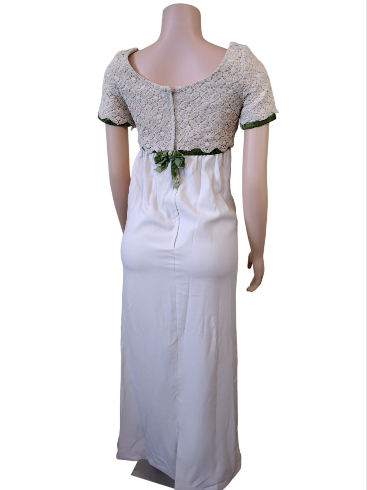 Vintage 1960’s Ivory Boho Maxi Dress With Crochet Bodice Green Velvet 27 Waist