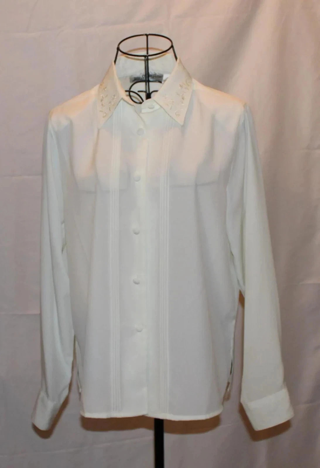 Vintage 80’s White Satin Blouse Embroidered Collar Size 10 Petite Yves St Claire