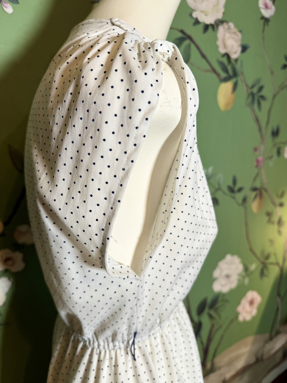 Vintage 1970’s Does 1950’s White Polka Dot Marilyn Monroe Wrap Dress Cap Sleeves