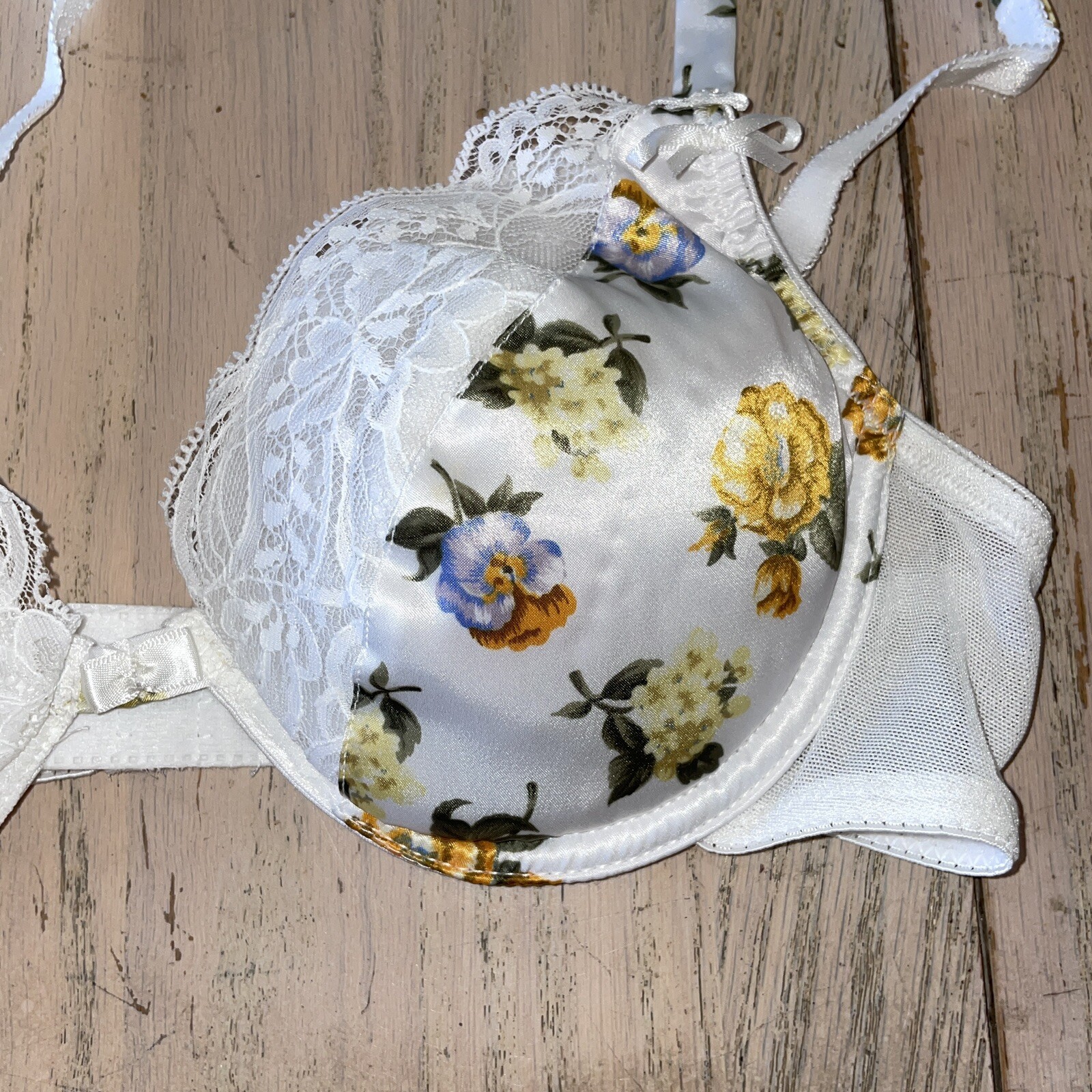 Vtg Oscar de la Renta Satin Lace Bra Padded Underwire Union 36B White Floral