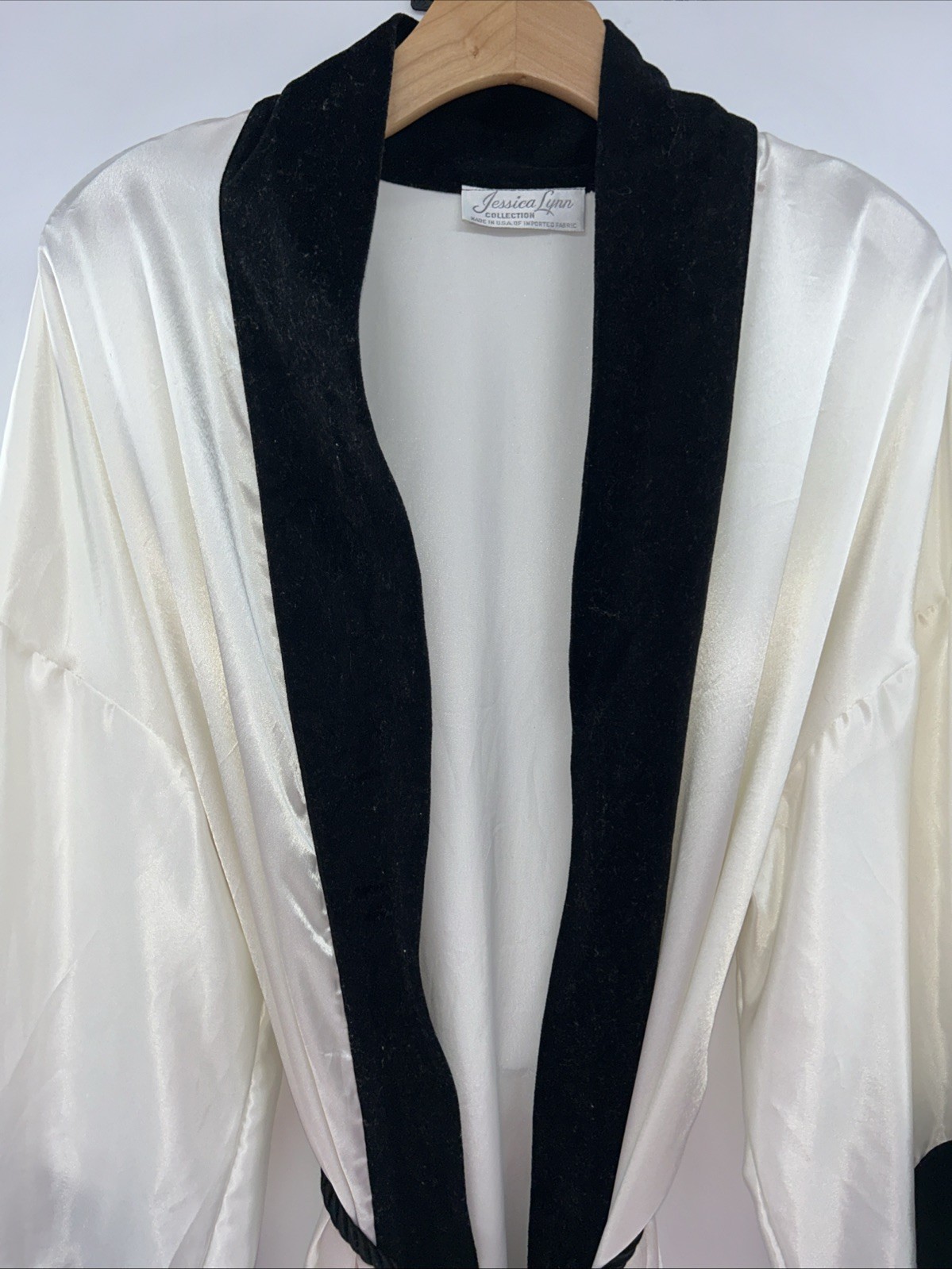 Vintage Jessica Lynn Women’s Bathrobe Made In USA White/black One Size Belted