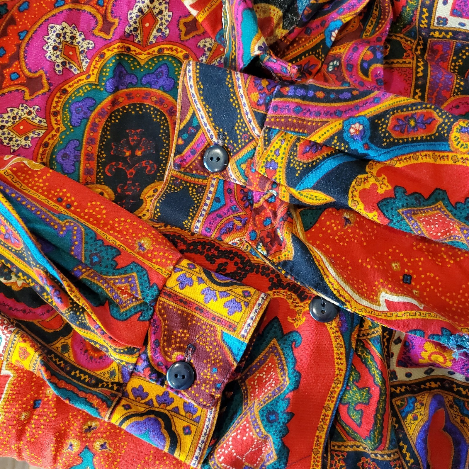 Vtg 80s 90s Colorful Abstract Paisley Blouse M/L Rayon Boho Button Up Red