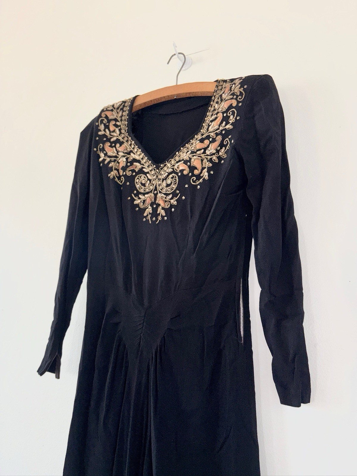 Vintage 40s Glamorous Slinky Crepe Evening Gown With Gold Bullion Embellishments