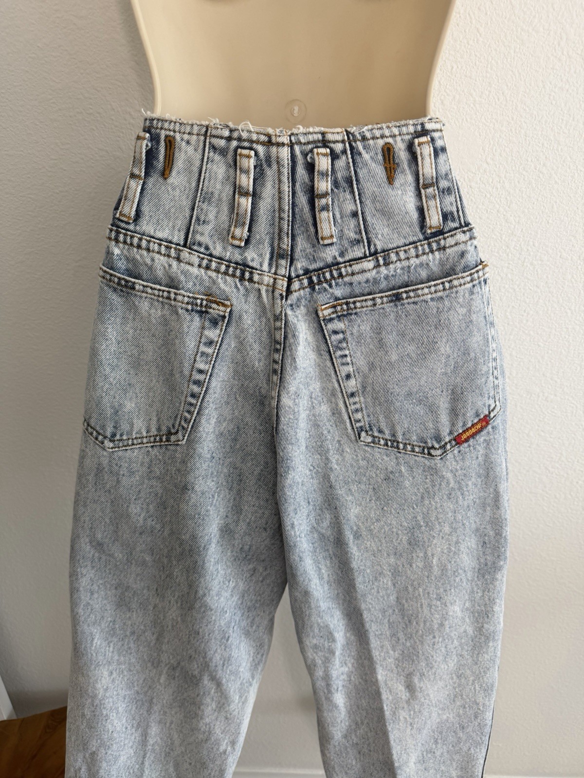 Vintage Jordache Jeans 80s Acid Wash Denim High Rise Tapered Sz 9/10 27″ Waist