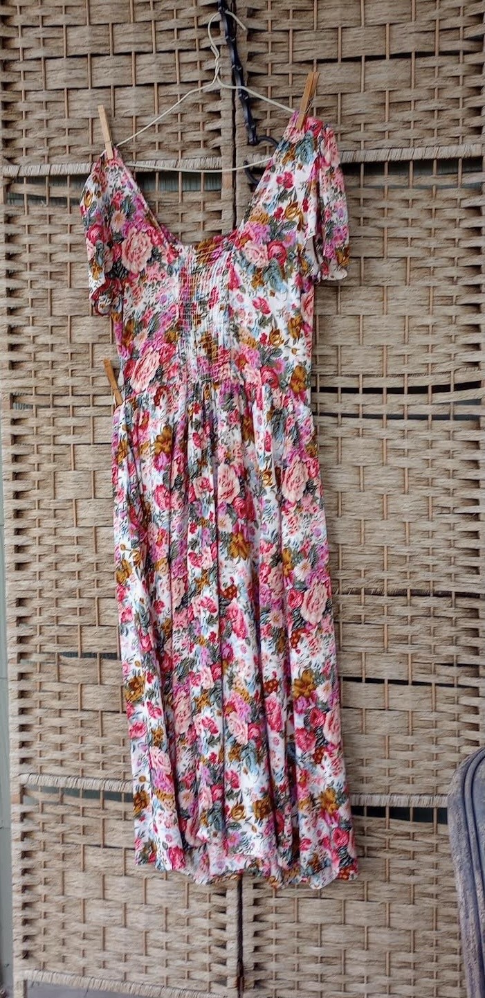 Vintage 80s Country Romance Floral Rayon Garden Party Tea Dress