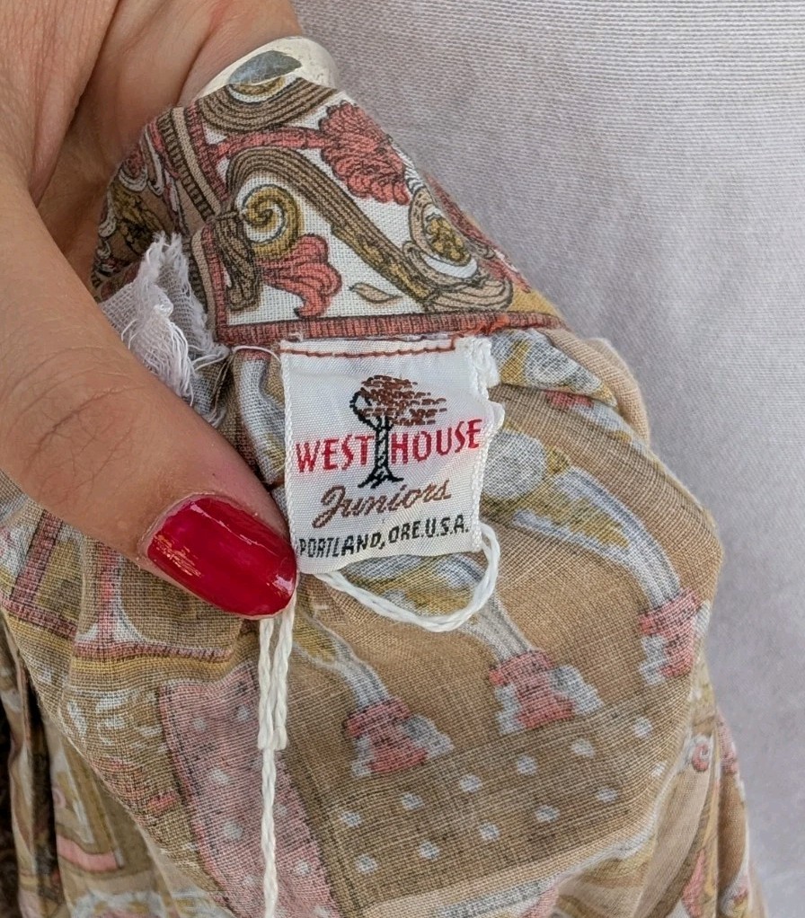 West House Original Wrap Skirt Beige Brown Pink White Vintage Print