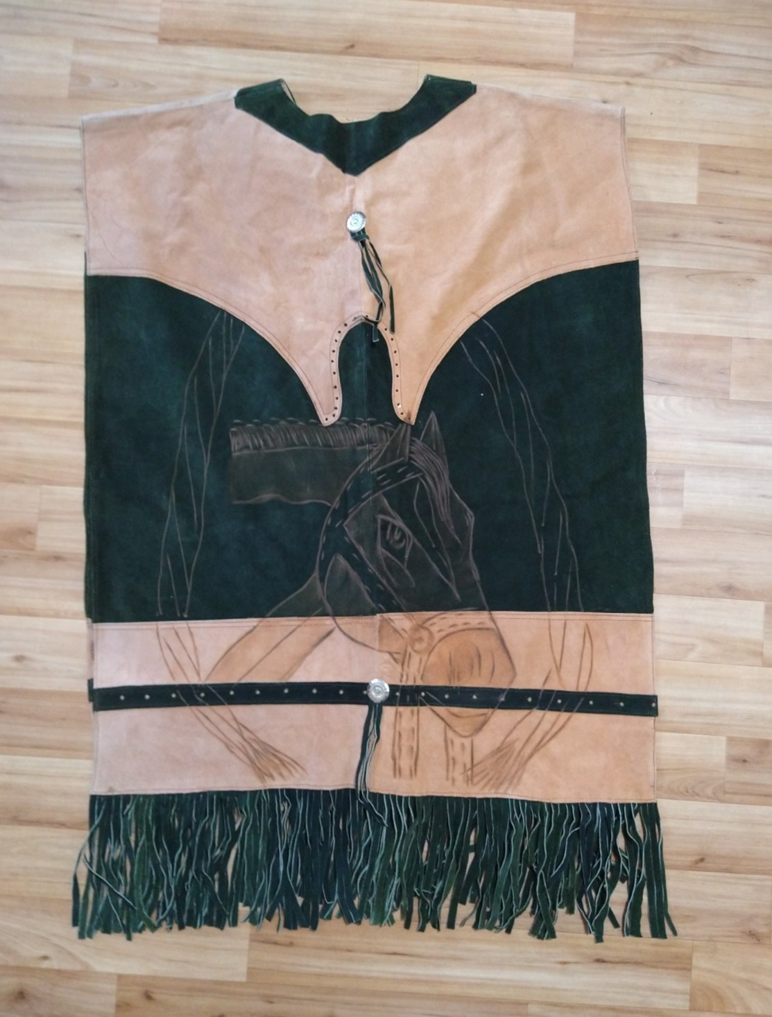 Vintage Armando’s Leather/Suede Fringed Poncho Horse Design Front and Back