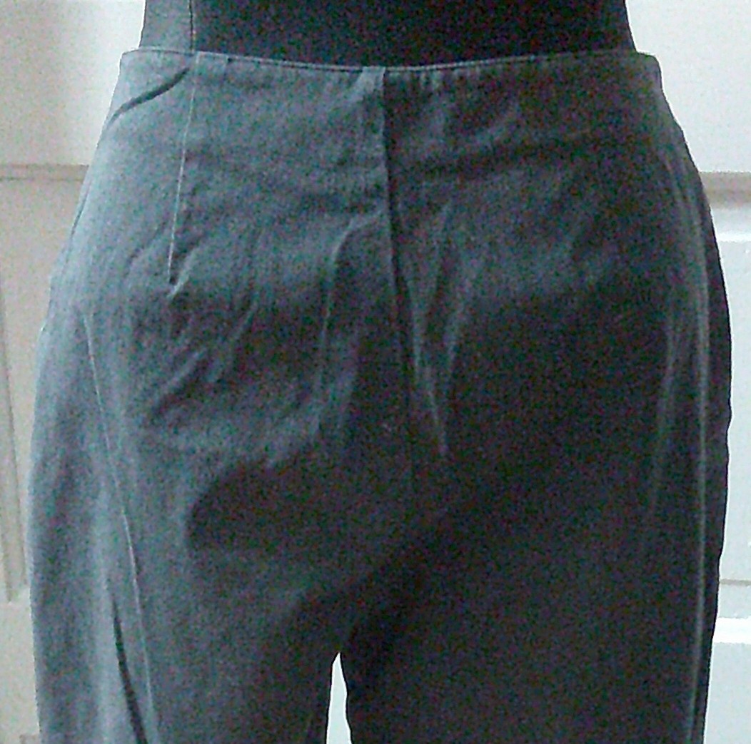 DOCKERS’ Stretch Flat Front Khaki Pants 4P 4 Petite Medium