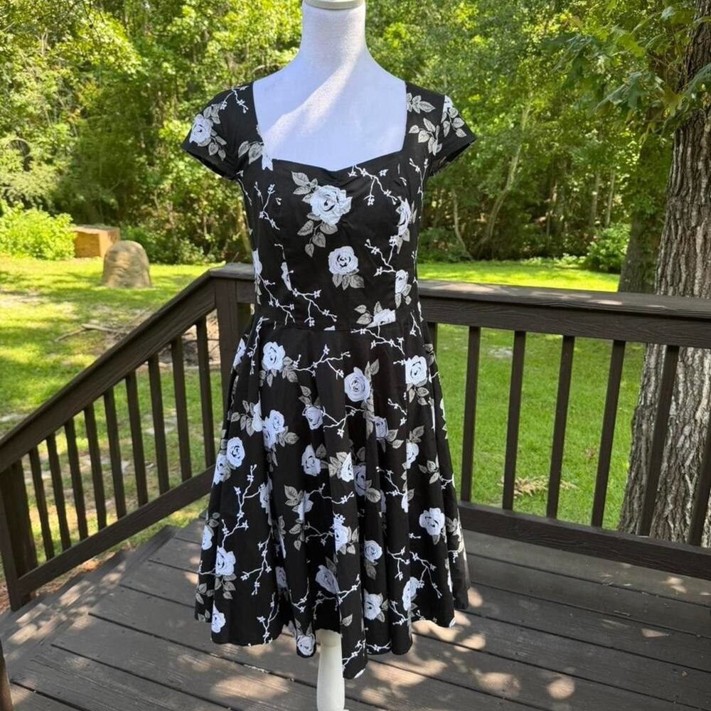 Hell Bunny Vixen Pixie Dress Gothic Cottagecore Pin-Up Floral Dress Whimsy goth