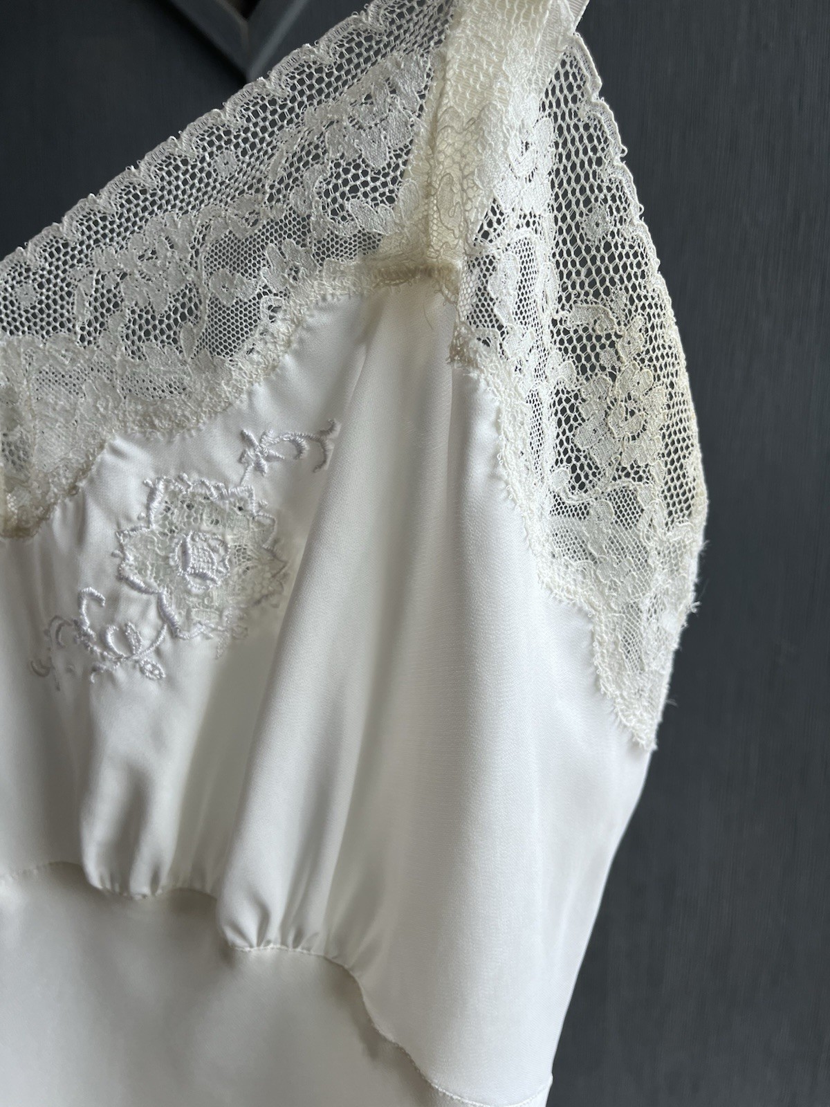Vintage Slip Dress Gown Lace Floral Embroidery Cream Classic 60s Glamour Size 36