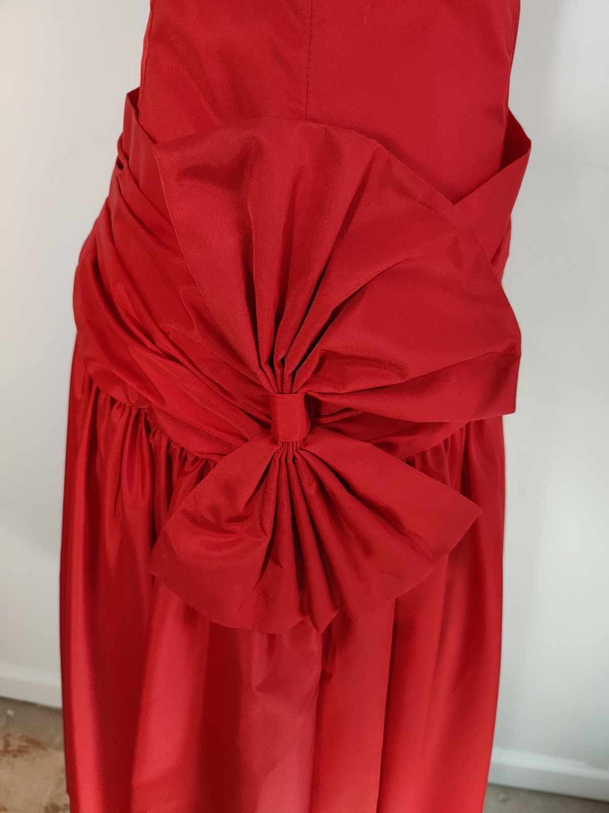 Vtg 80s Prom Dress Red Satin Sleeveless Bow Formal Party Sz M ILGWU