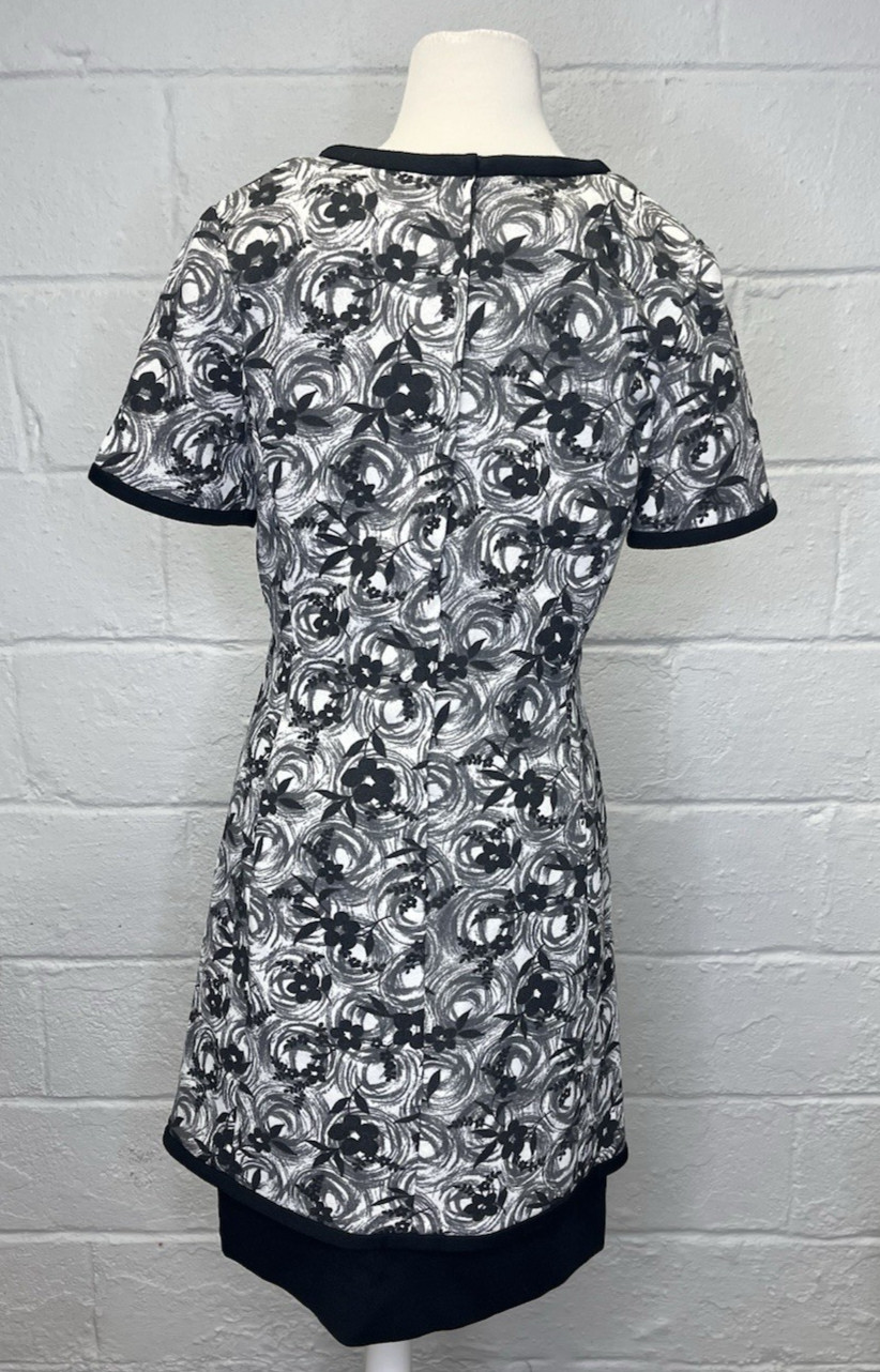 Vintage 60s Edith Flagg Mod Knit Dress Medium Black White Stretch Midi Floral