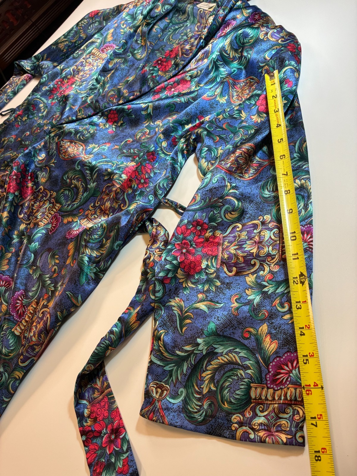 Vintage MARINE BLUE Long WRAP ROBE Medium VICTORIAN FLORAL Dressing Gown Kathryn