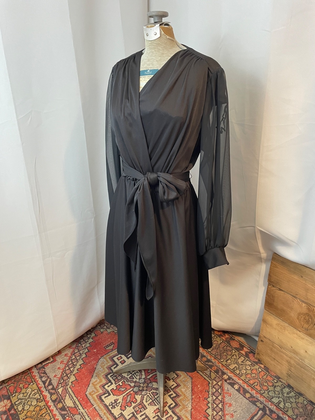 Black Wrap Dress with sheer balloon sleeves Dark Academia 1970s Vintage 16 M L