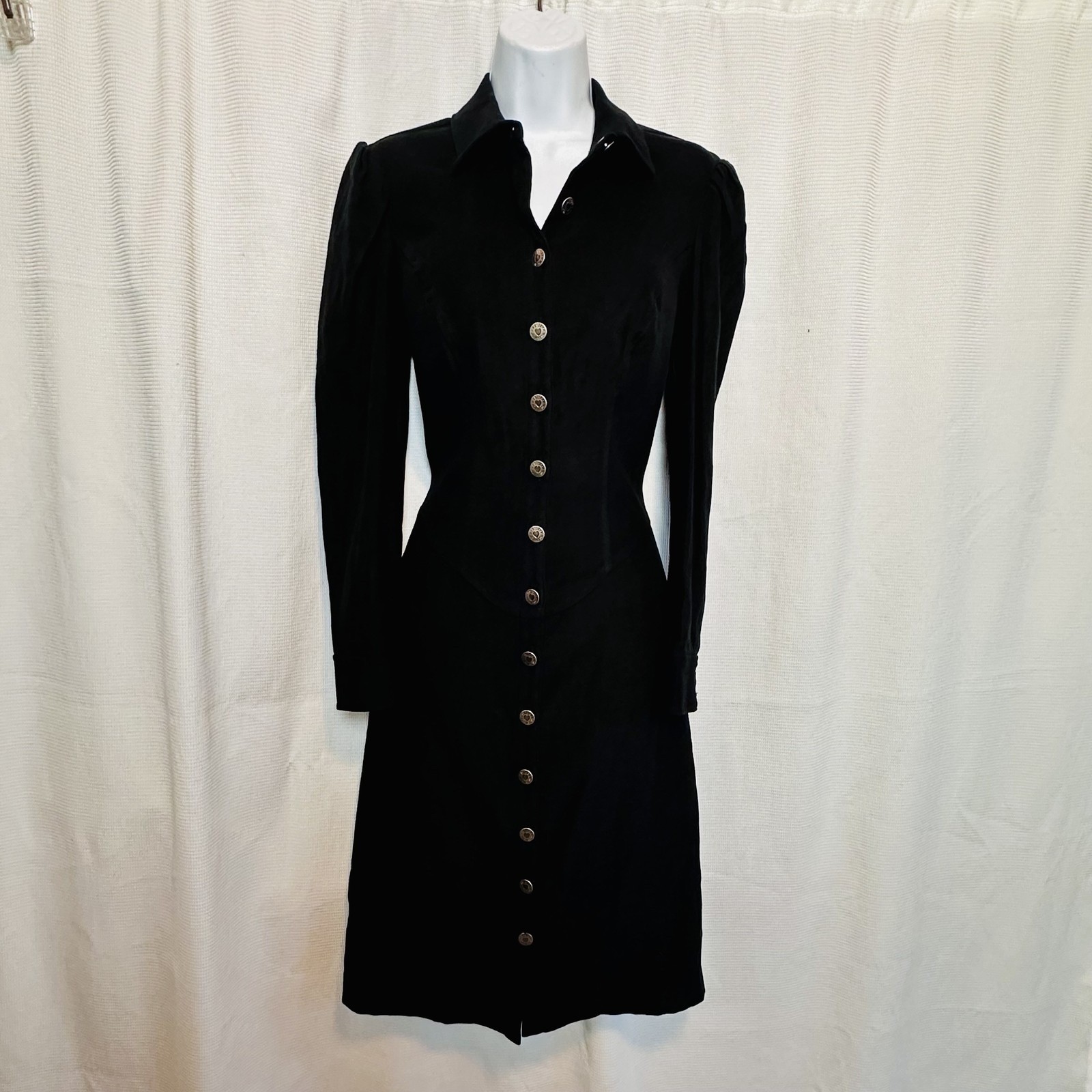 Betsey Johnson Vintage Black Long Sleeve Button up Maxi Dress Size 8 Gorgeous!