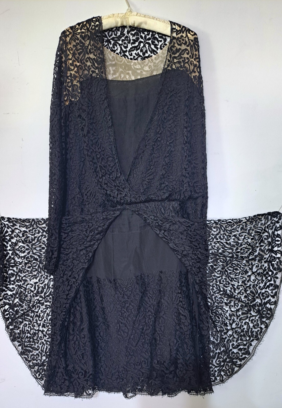 Antique 1920s Dress Black Lace over Silk Dropped Waist Long Sleeve