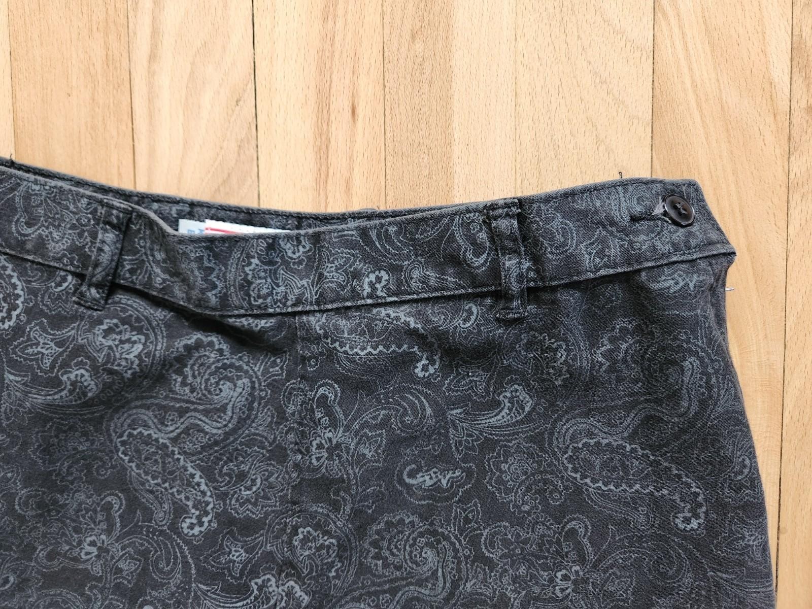 Vintage 80s US Wear 11/12 Black Gray Paisley Print High Waist Stirrup Pant 28×26