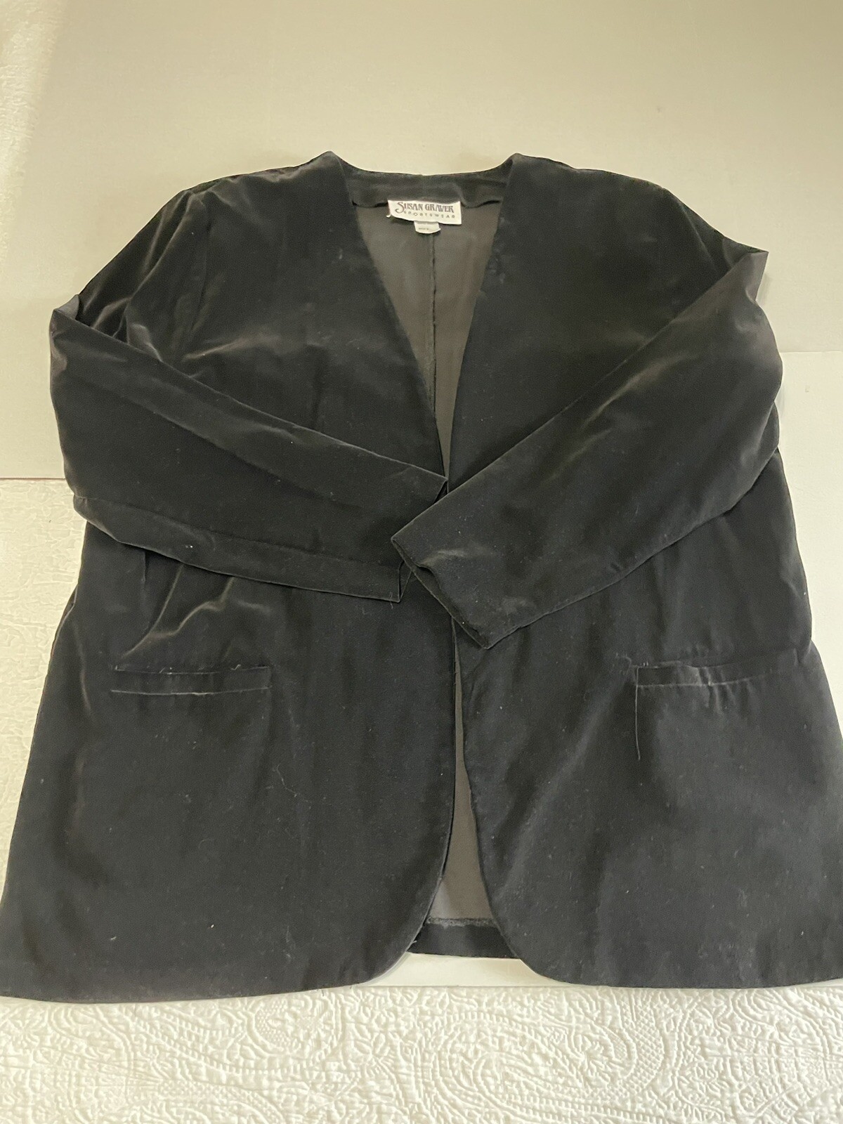 Vtg. Women’s Evening Jacket Wrap Black Velveteen Blazer Measurements Below