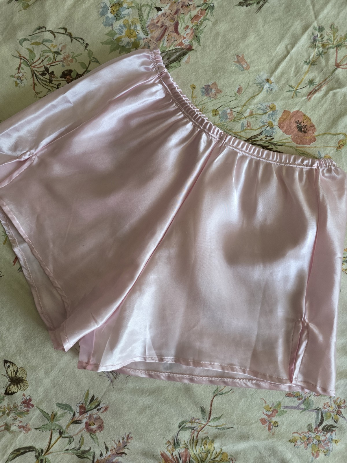 Vintage 80s 90s Pink Satin Avon Shorts Womens XS Small Romantic Sleepwear