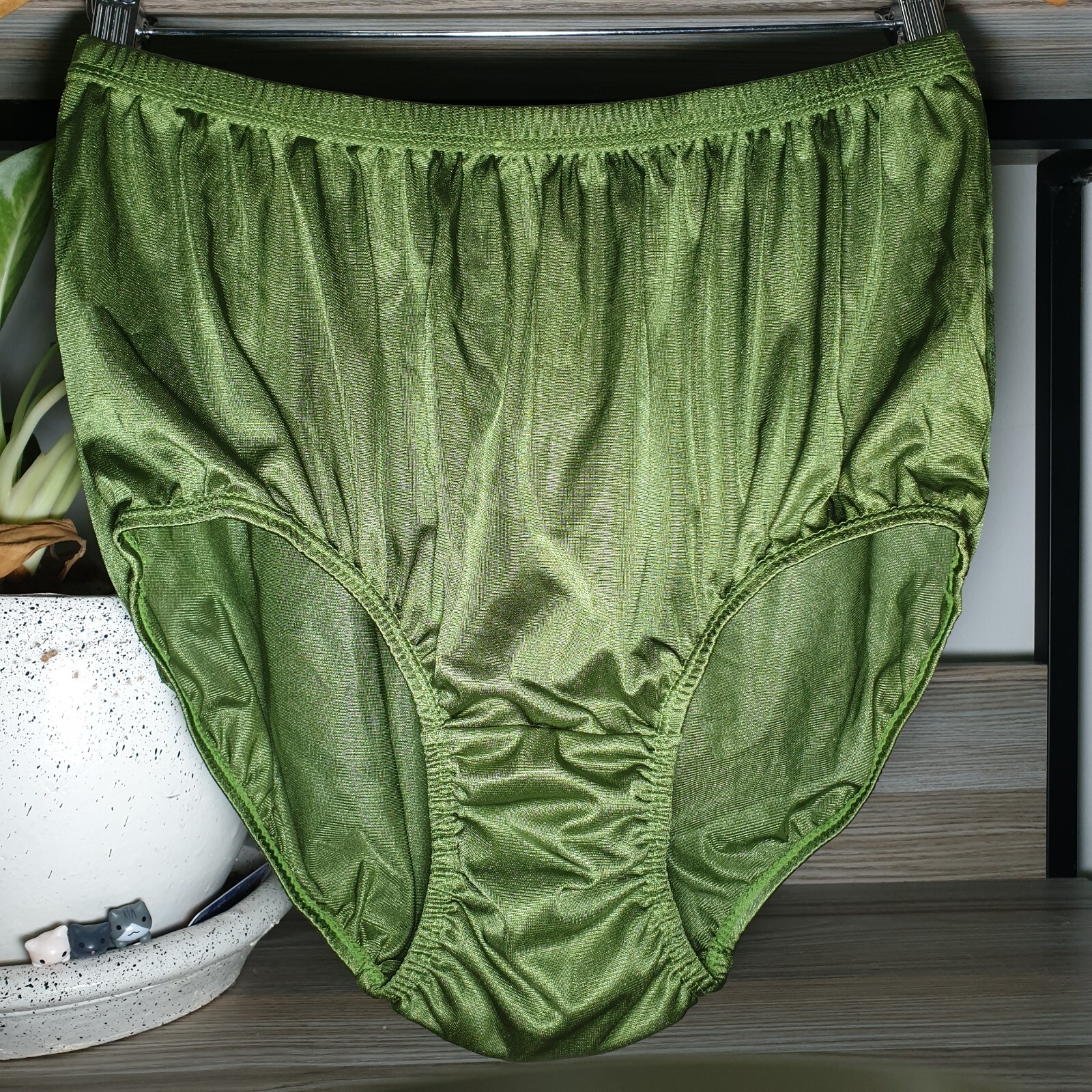 VTG Silky Nylon Panty Olive Green Granny Double Gusset Brief Sz 10-11 Hip 48-52″