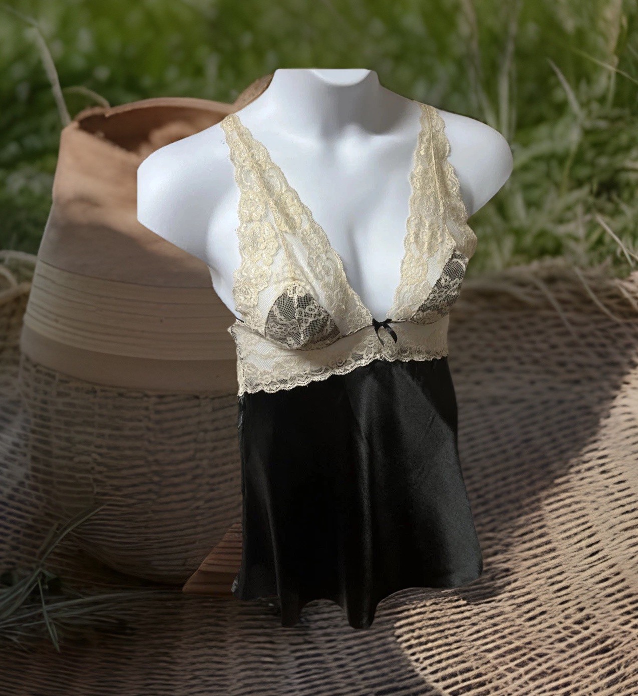 Vtg Native Intimates Black Lingerie Babydoll W/Ecru Lace Trim Romance Sexy Sz L