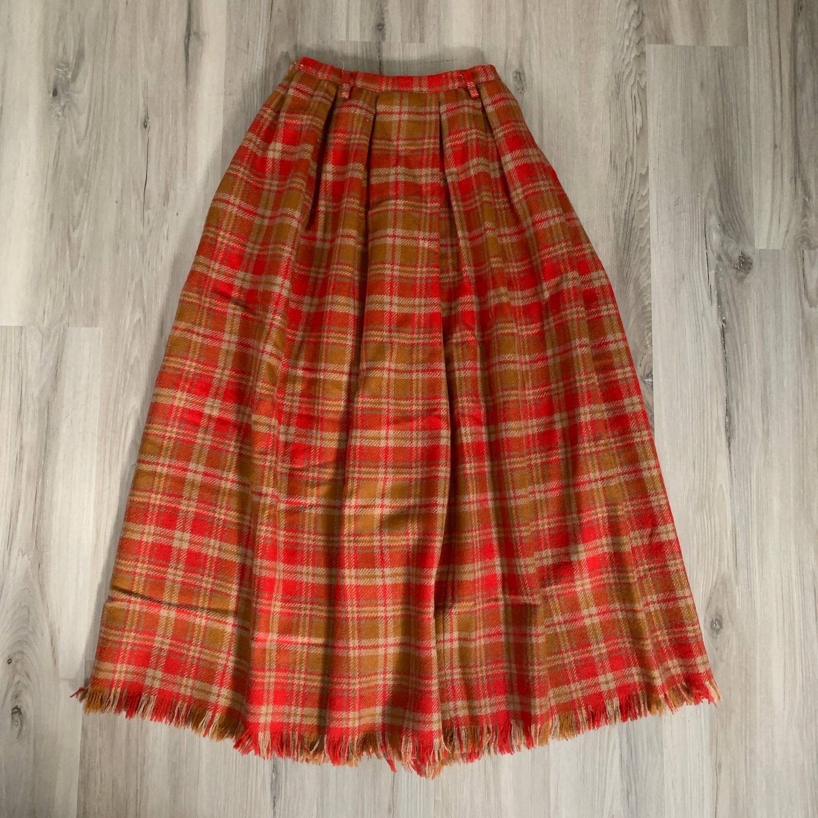 Vintage Lord Taylor Women’s Wool Pleated Plaid Long Skirt Small Orange Ripped