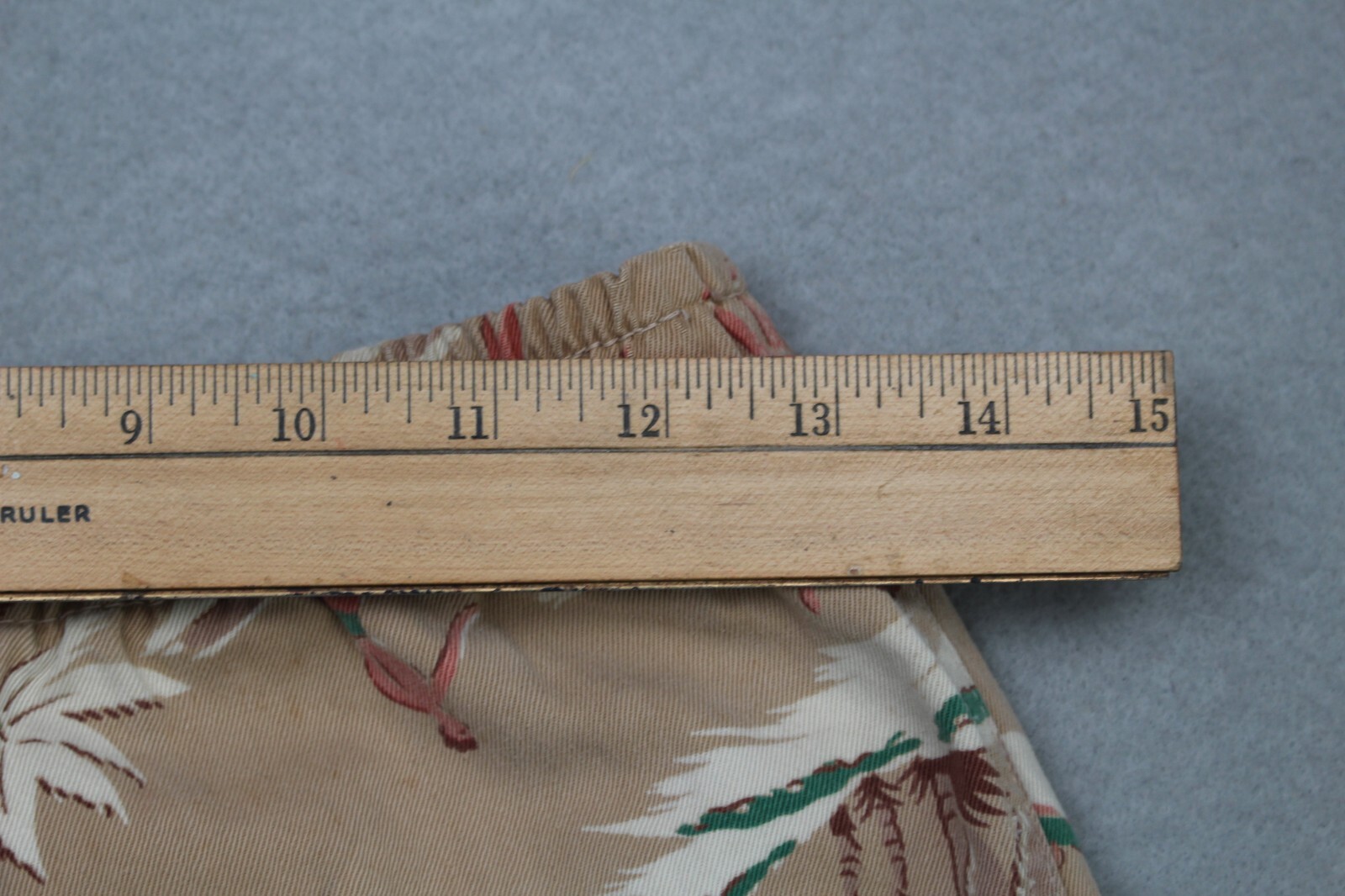 Vintage Springmaid Fabric Shorts Womens Small Hawaiian Print 1940s Flaws