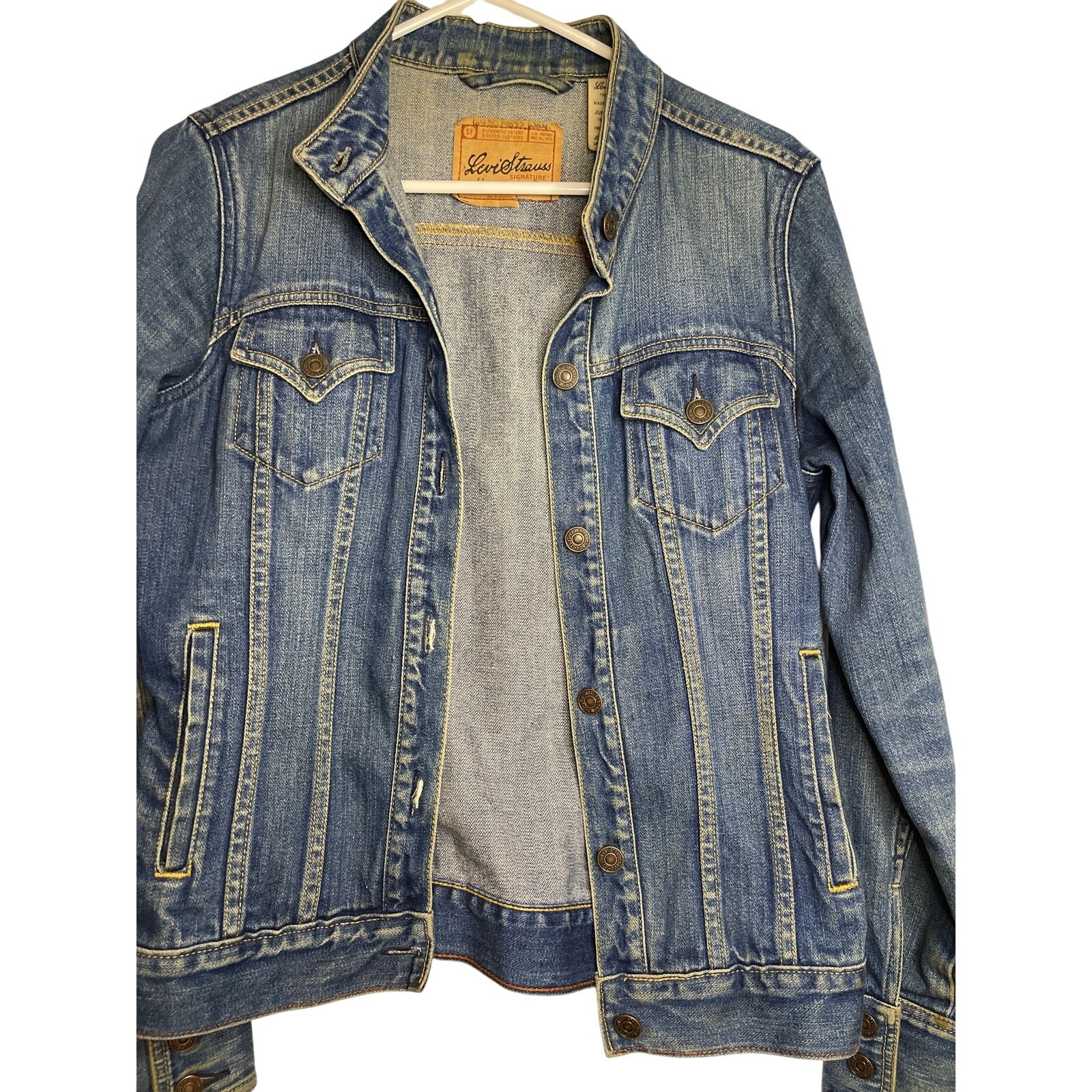Vintage Levi Strauss Signature Medium Wash Denim Jacket Junior’s Size Sm 3/5