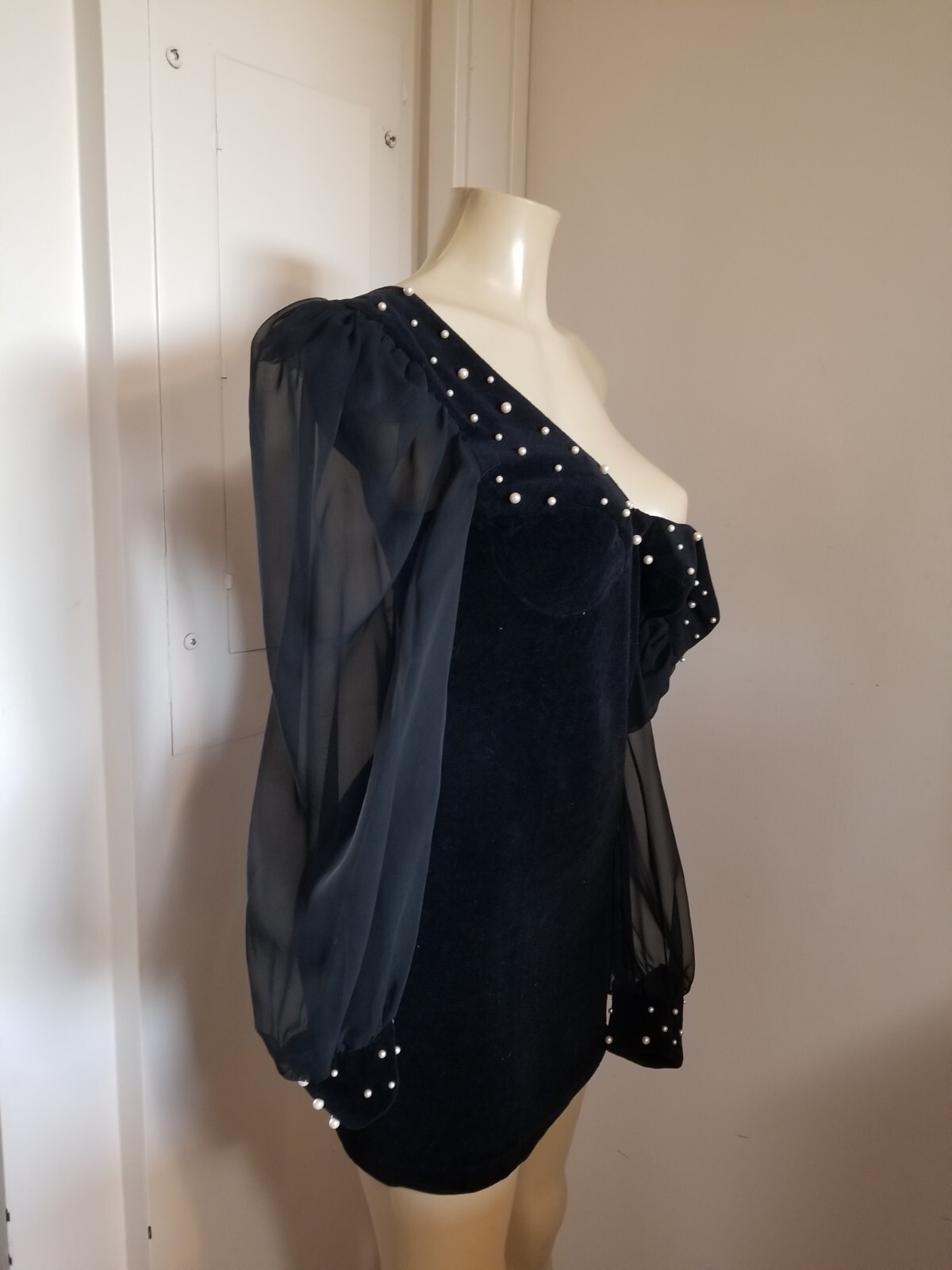 Vintage 80s Karen Okada climax david Howard pearls velour dress