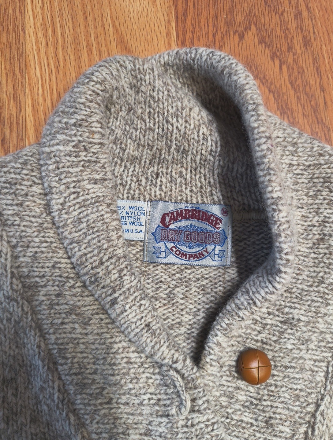 Vtg Cambridge Dry Goods Ragg Wool Blend Sweater NWT M Leather Elbow Patch