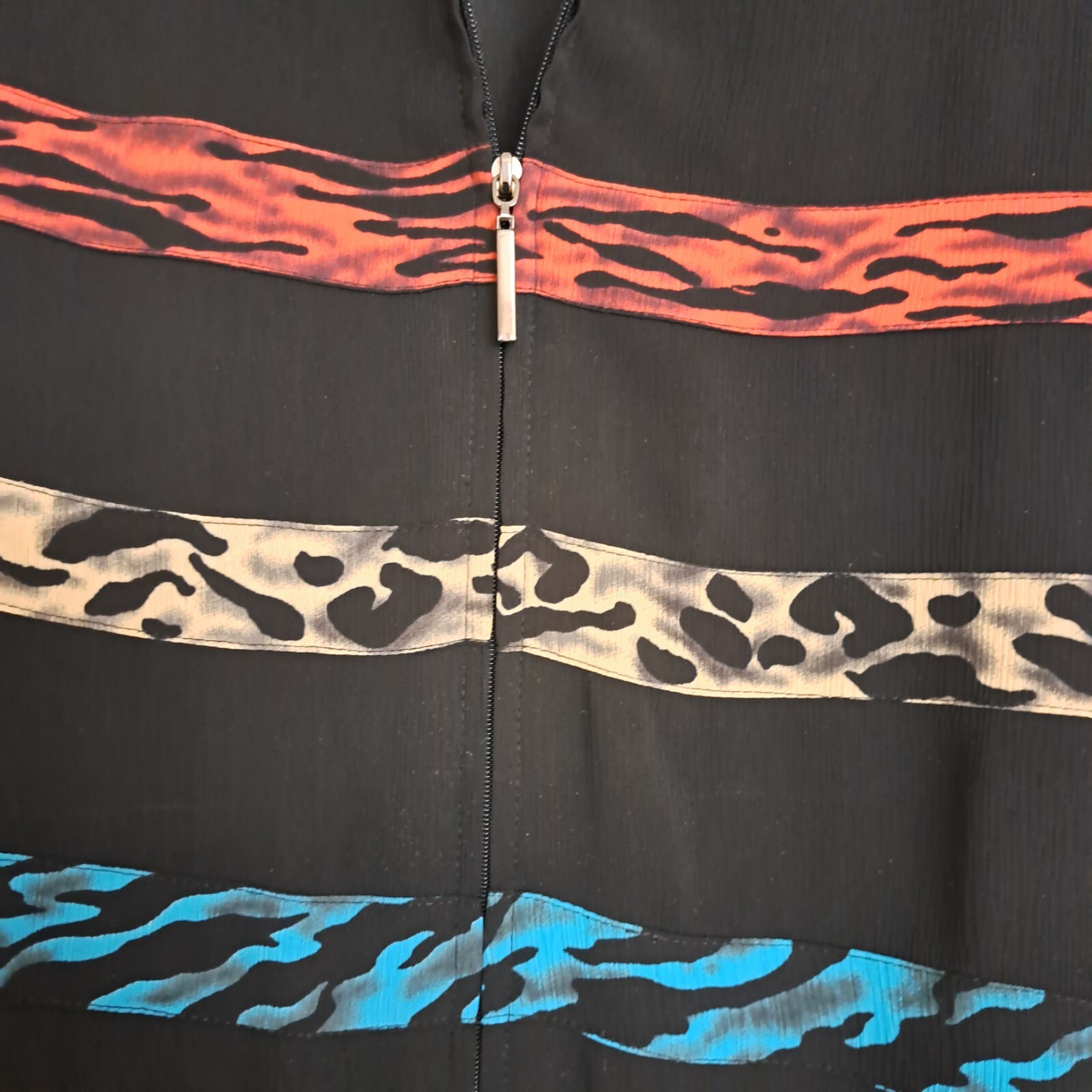 Alfred Dunner Black Multi Color Animal Print Zip Up Size 16 Blouse