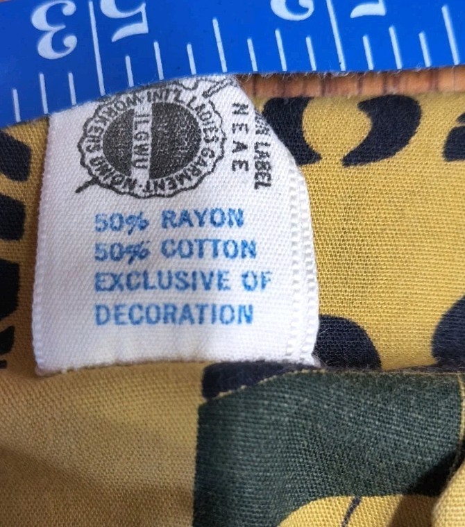 Vintage Miss Fashion Shirt Womens M Army Truck Novelty Print Grommet Trim