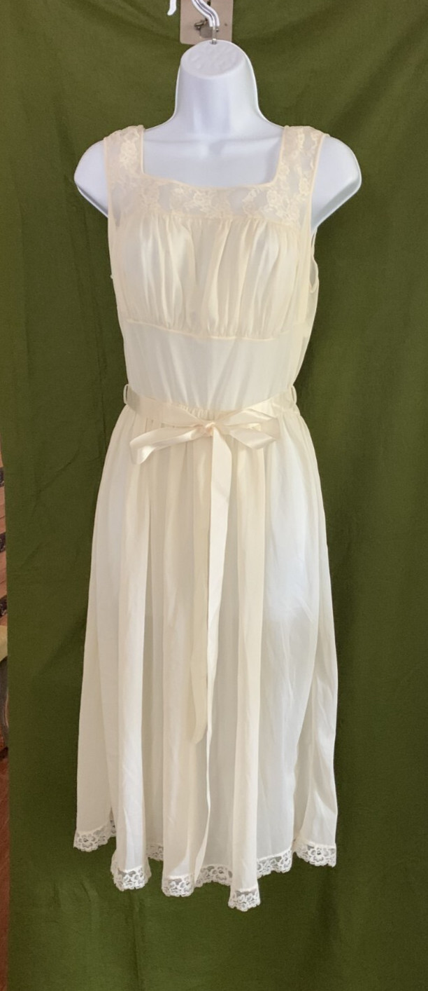 Vtg 60s Nightgown Butter Yellow Nylon Lace Fairycore Satin Ribbon Tie Sz 38