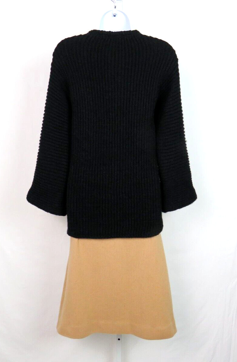 GUCCI BLACK SWEATER & TAN SKIRT VTG 1970s GENUINE CASHMERE SIZE 4 US 40 ITALY