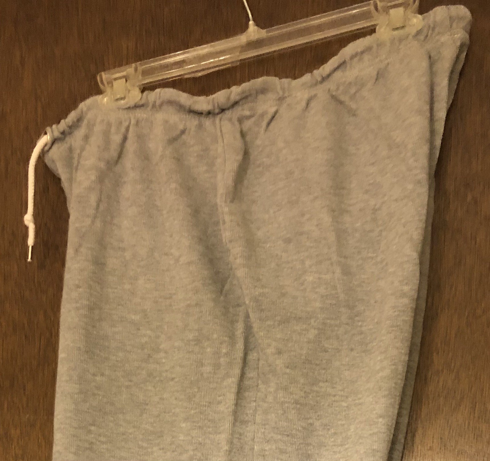 Women’s Size L Gray Cotton Inseam 27” Elastic Waist 34” Sag Harbor Sweatpants