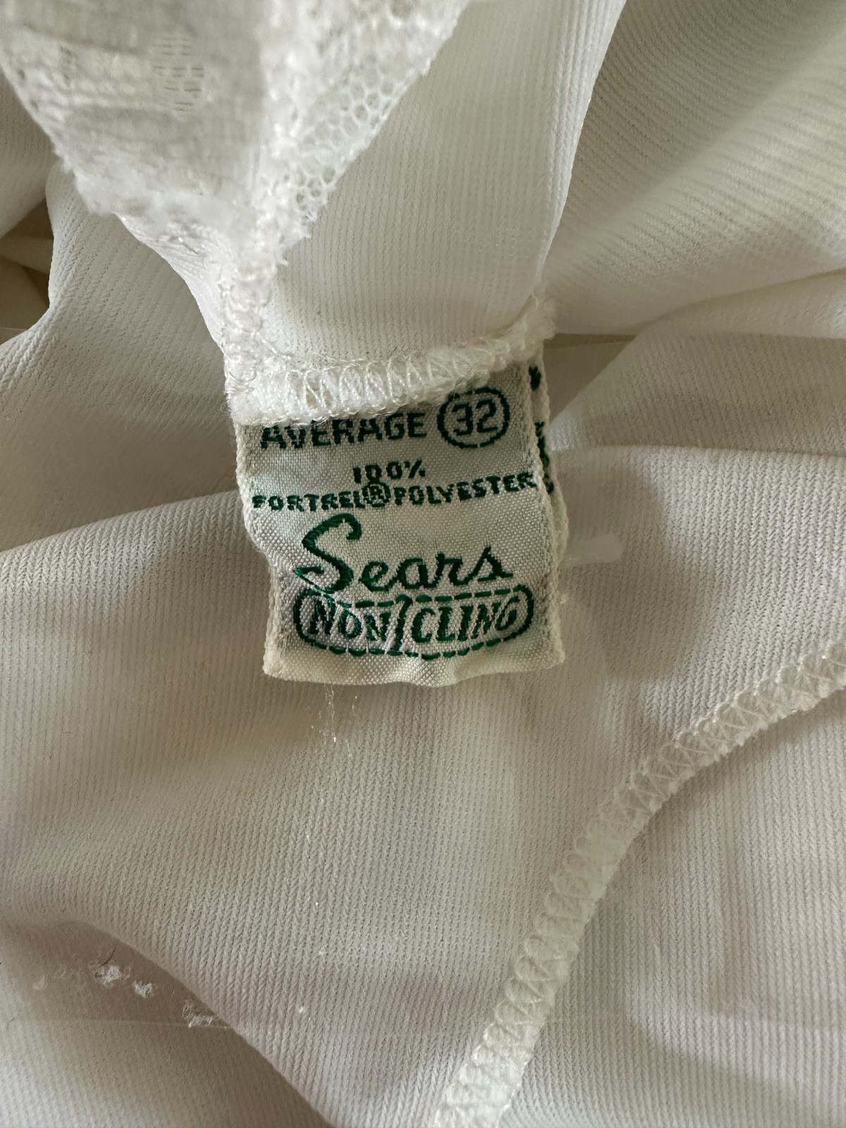 Vintage Sears Anti-Cling Antron Nylon Full Slip Silky White Sz 32
