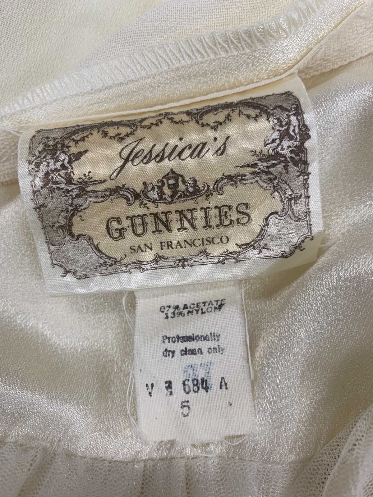 Vtg Vintage 1970s 70s Gunne Sax Gunnies Ivory Satin and Lace Wedding Dress