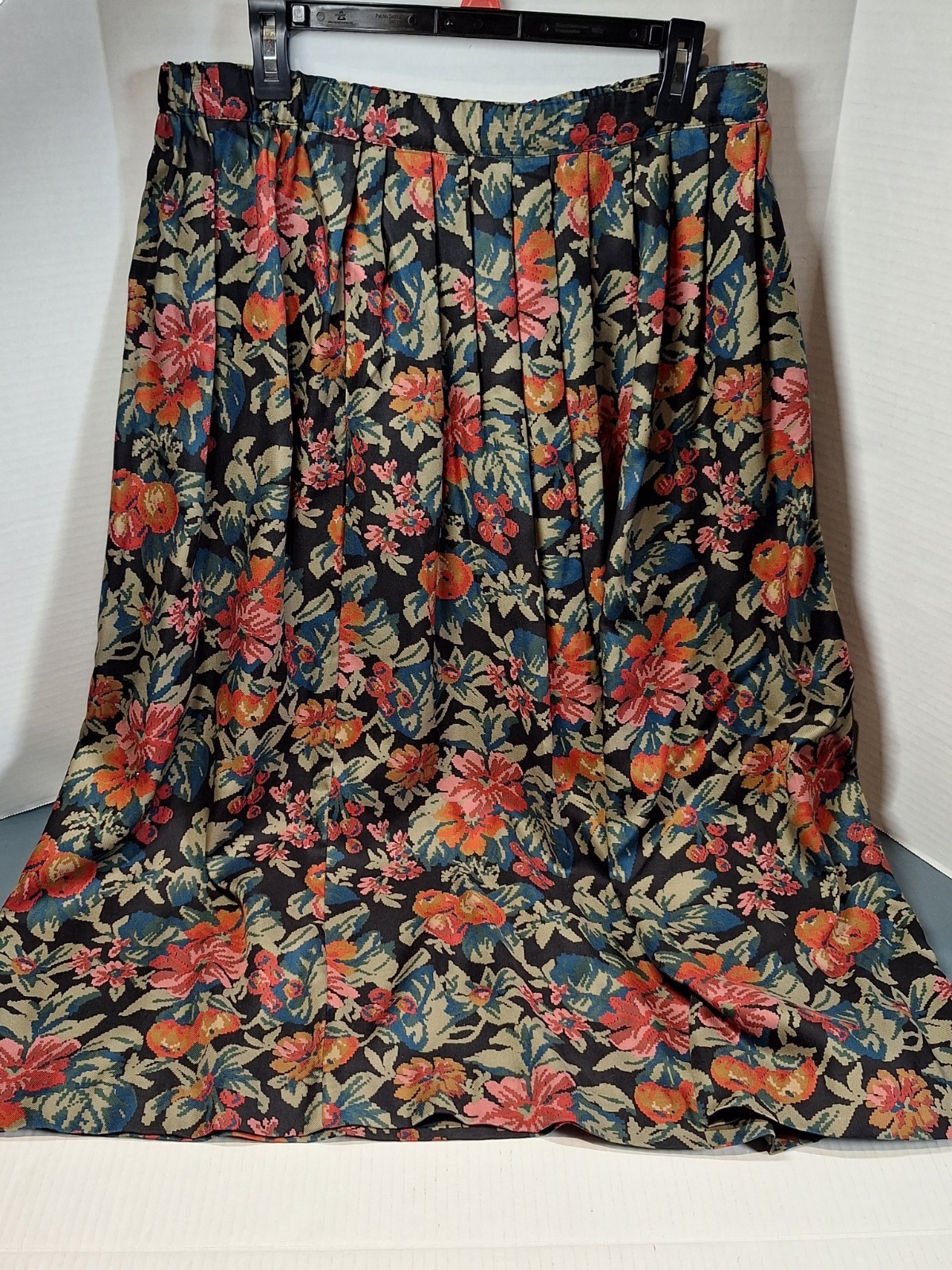 Vintage Dean Of Scotland Pleated Skirt, Woman’s 14, Floral, Rayon