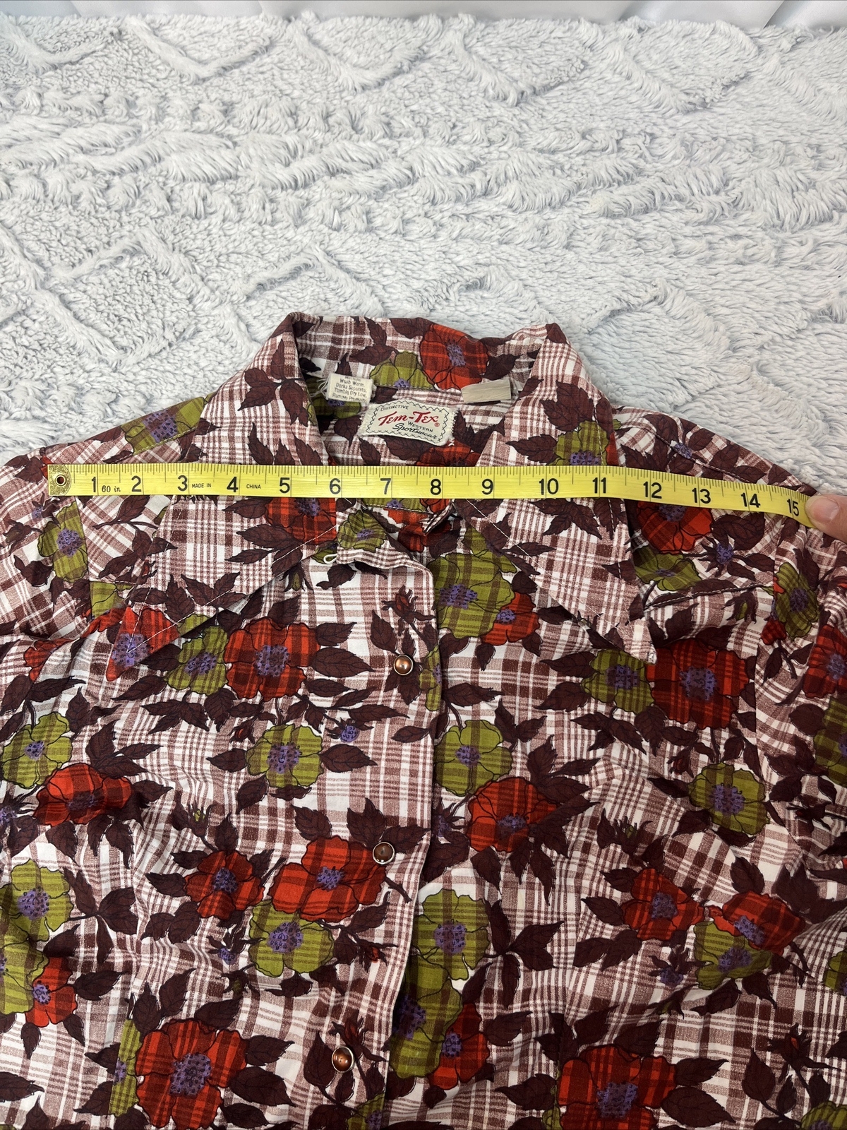 Vintage Tem-Tex Western Floral 70’s Blouse With Pearl Snaps Medium