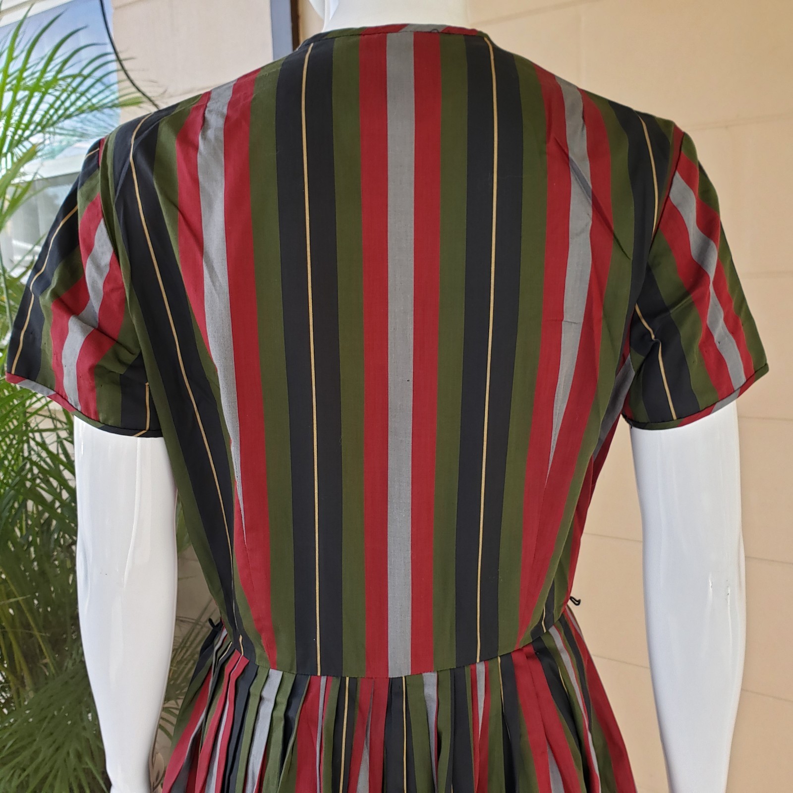 Vintage Bobbie Brooks 60s Striped Day Dress Red Black Green Grey Women Size S/6