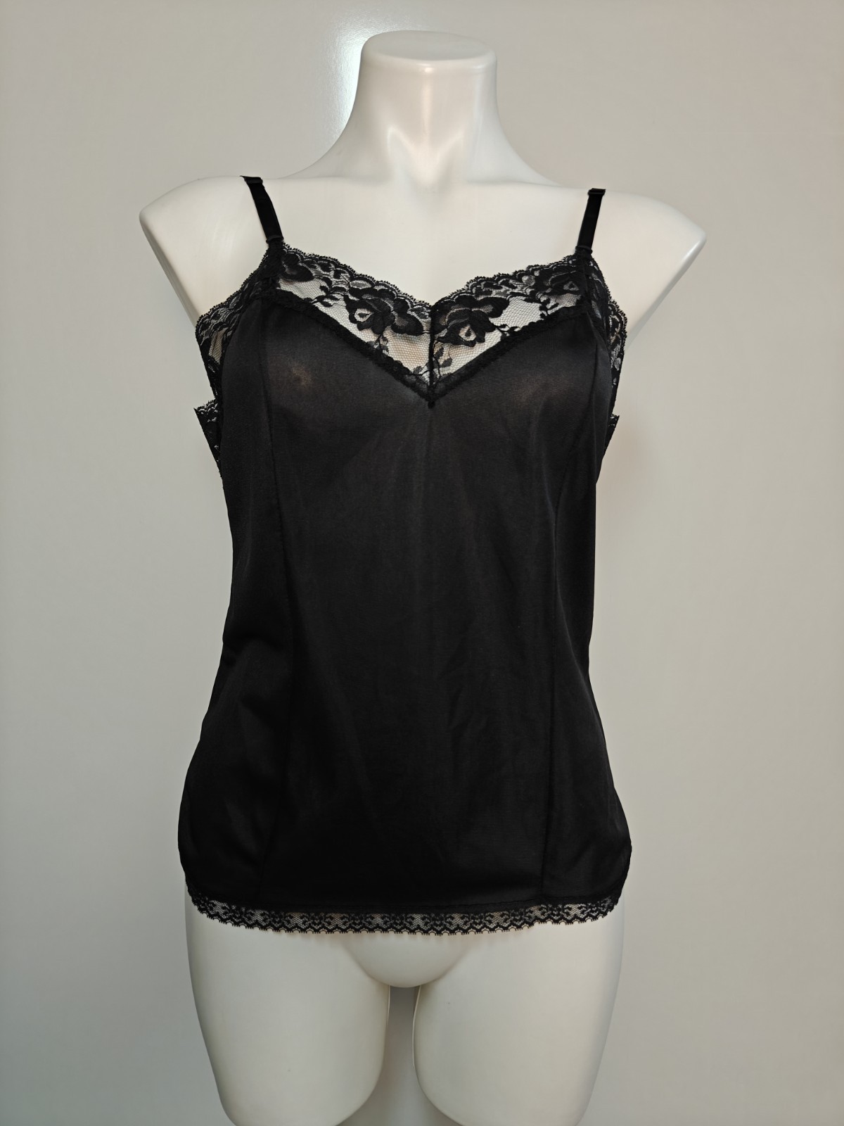 Vintage Black Lacey Women’s Medium Black Cami IGLWU Secretary Goth Sexy EVC