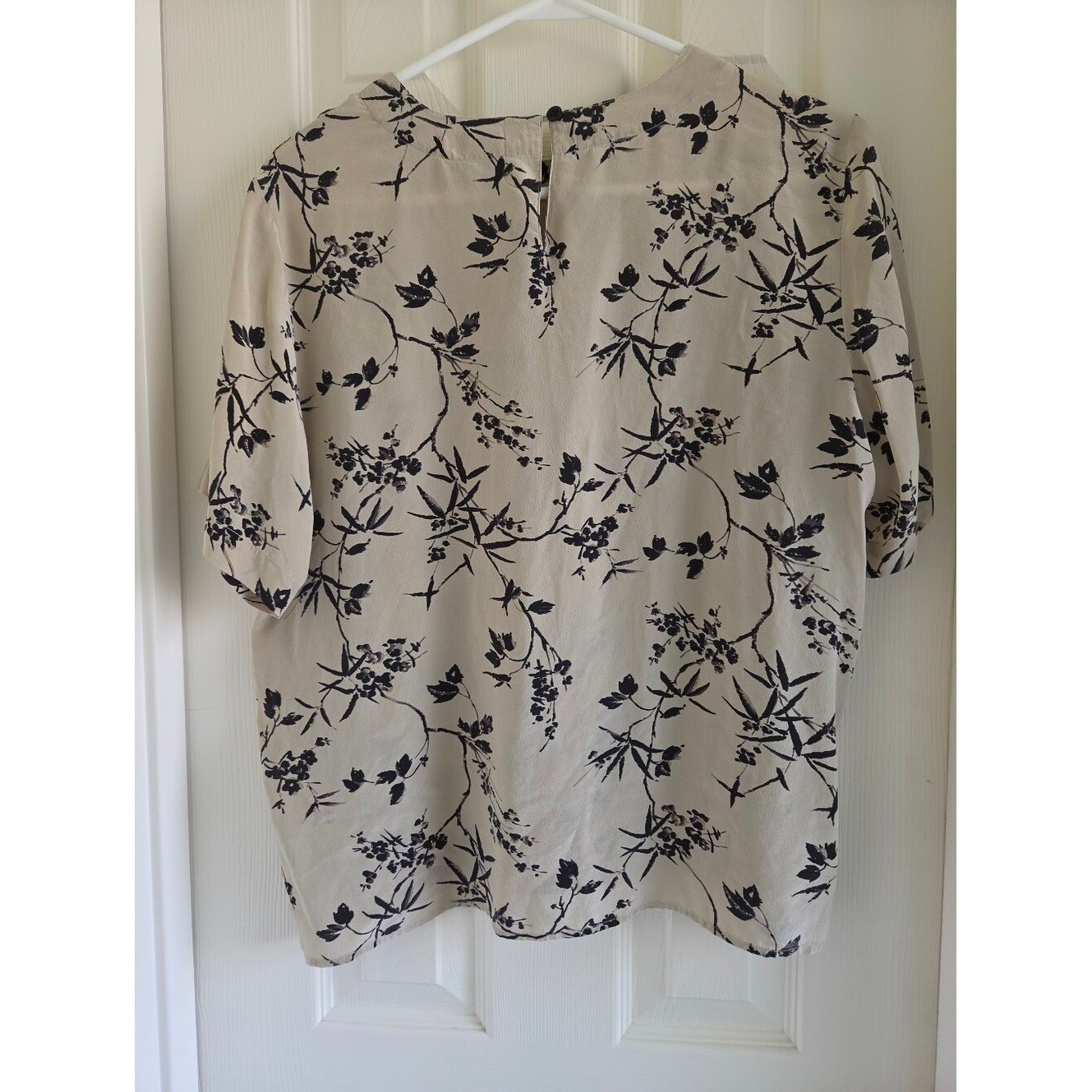Vintage Anna & Frank 100% Silk Blouse Beige Bamboo Floral Print Short Sleeve L