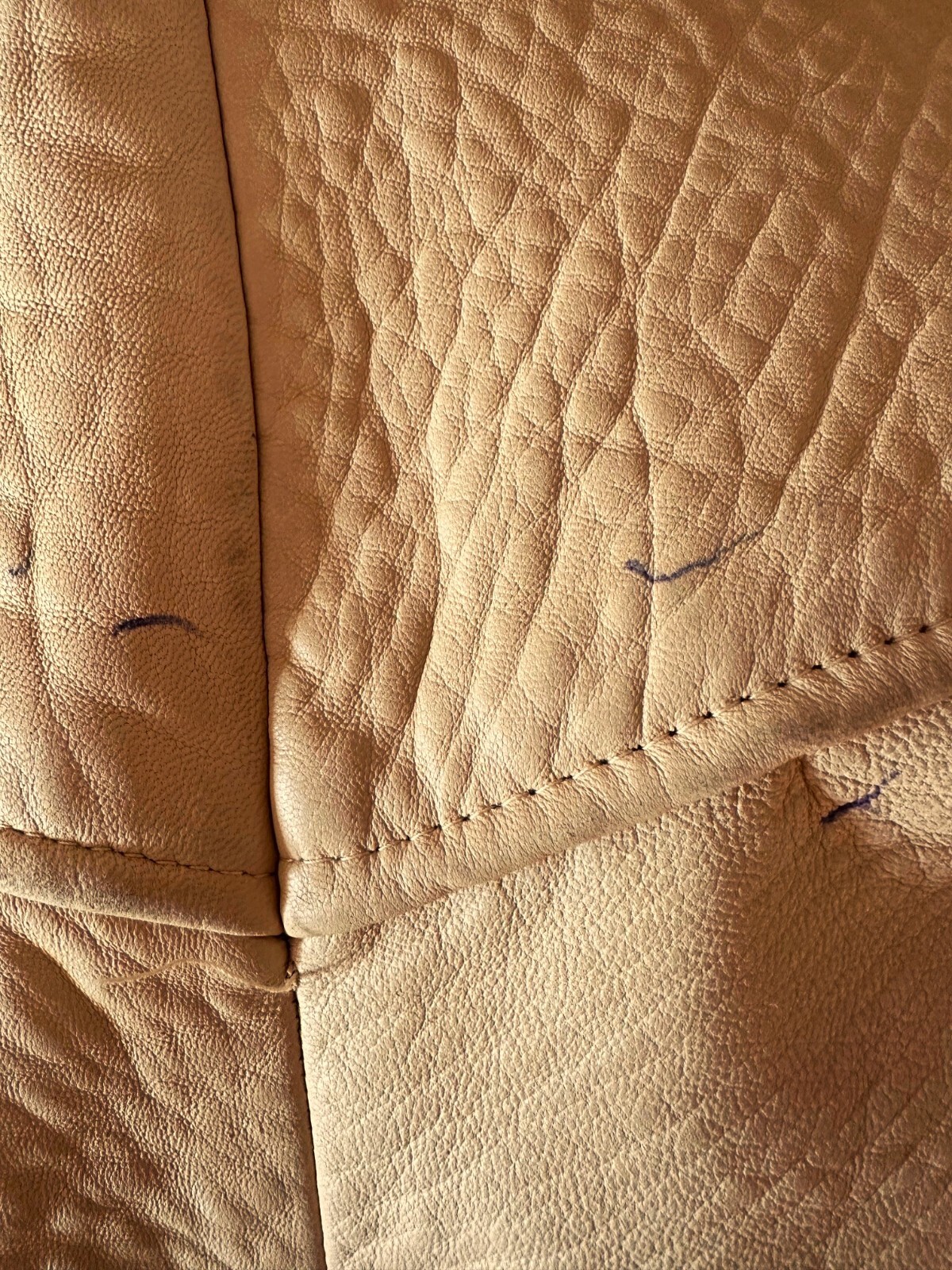 VINTAGE SUPER COOL VAKKO CREAM LAMBSKIN JACKET WITH SHEARLING COLLAR, SIZE M