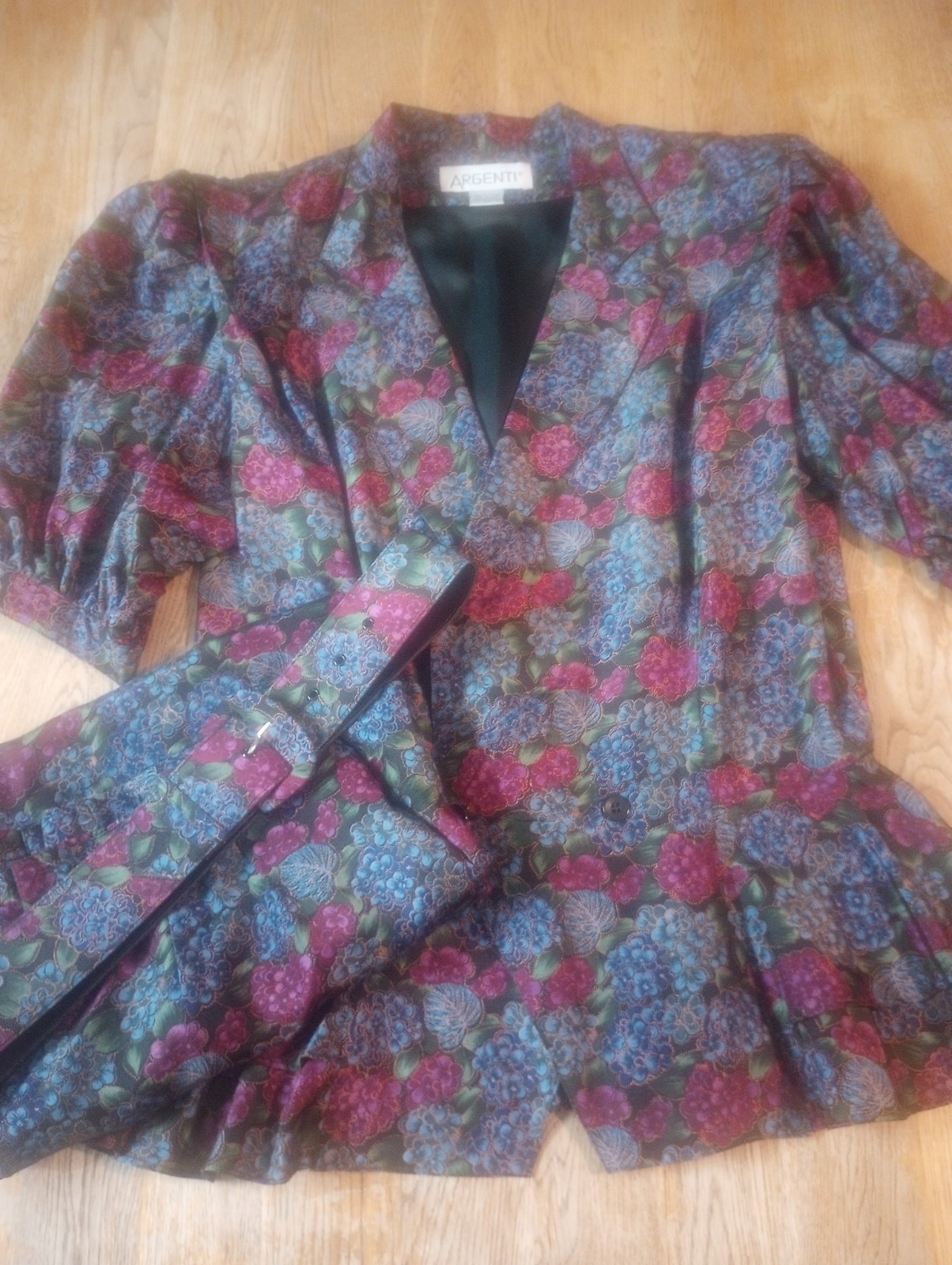 Women’s VTG Blouse/Skirt 100% Silk Sz 14 Floral Old School Luxury Classy