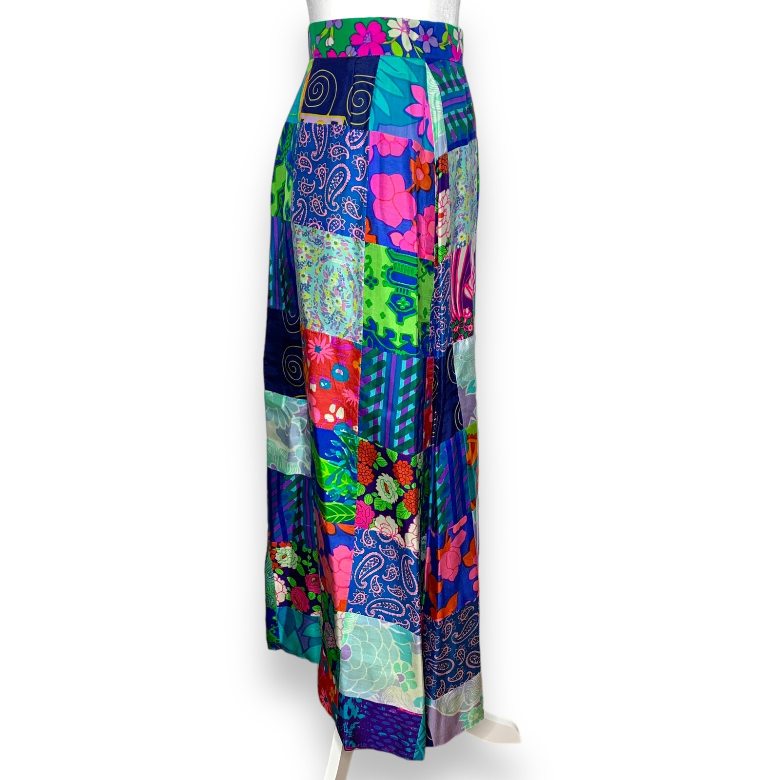 Vintage 60s Womens XS US 4 Bohemian Boho Silk Patchwork Wrap Style Maxi Skirt