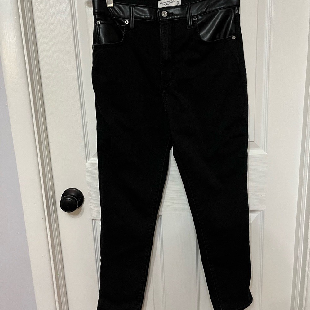 Abercrombie & Fitch mixed materials super skinny ankle high rise jean 30 / 10s