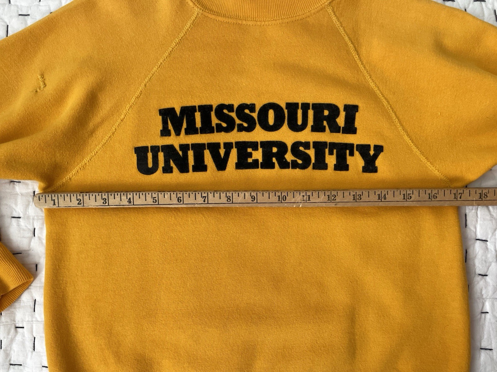 Vintage XS Sweatshirt 70s Artex University Missouri Mizzou Raglan Crewneck GUC